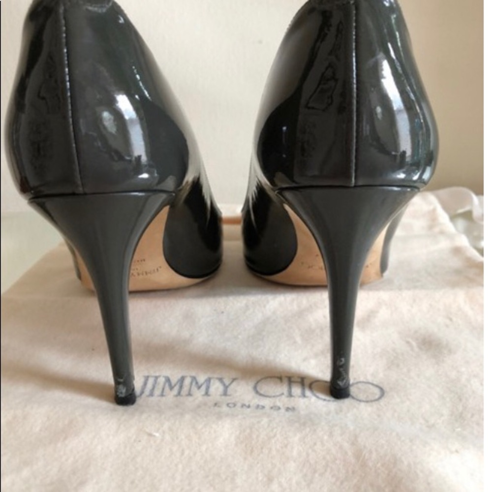 Jimmy Choo Gray Slate Patent Leather Heels Pumps - Picture 3 of 3
